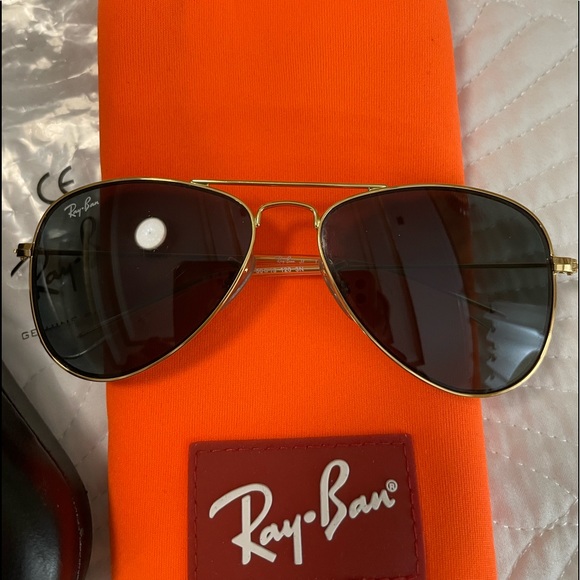 Juniors Ray Ban sunglasses. Great condition